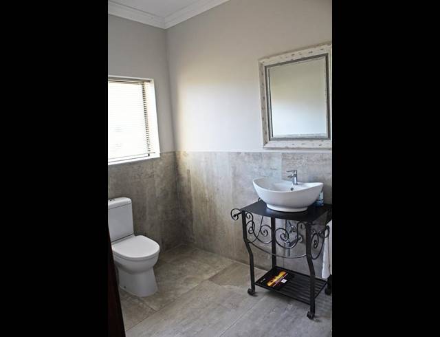 4 BEDROOM HOUSE FOR SALE IN PINNACLE POINT GOLF ESTATE